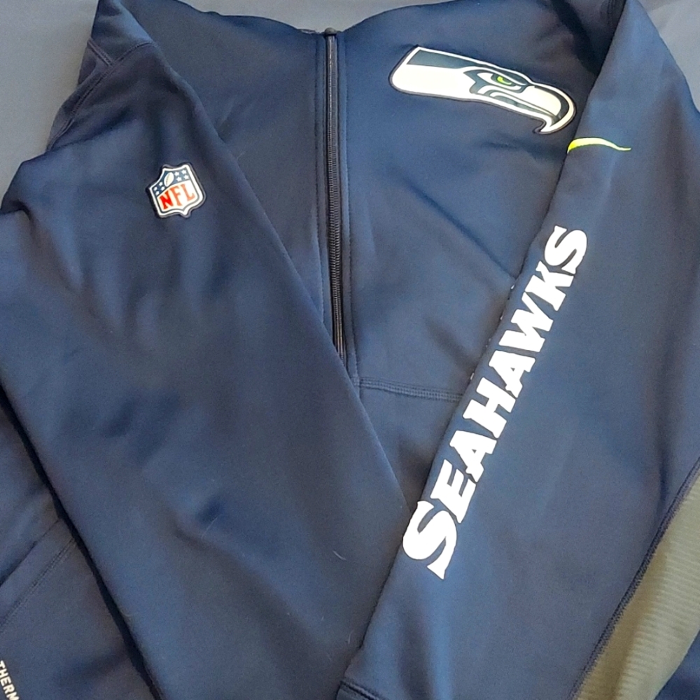 Seattle Seahawks Zip Up Hoodie